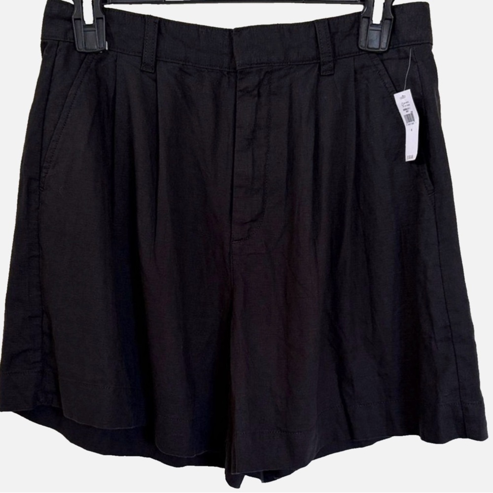 GAP Black Linen Blend Pleated Shorts Size 4 High Rise NWT